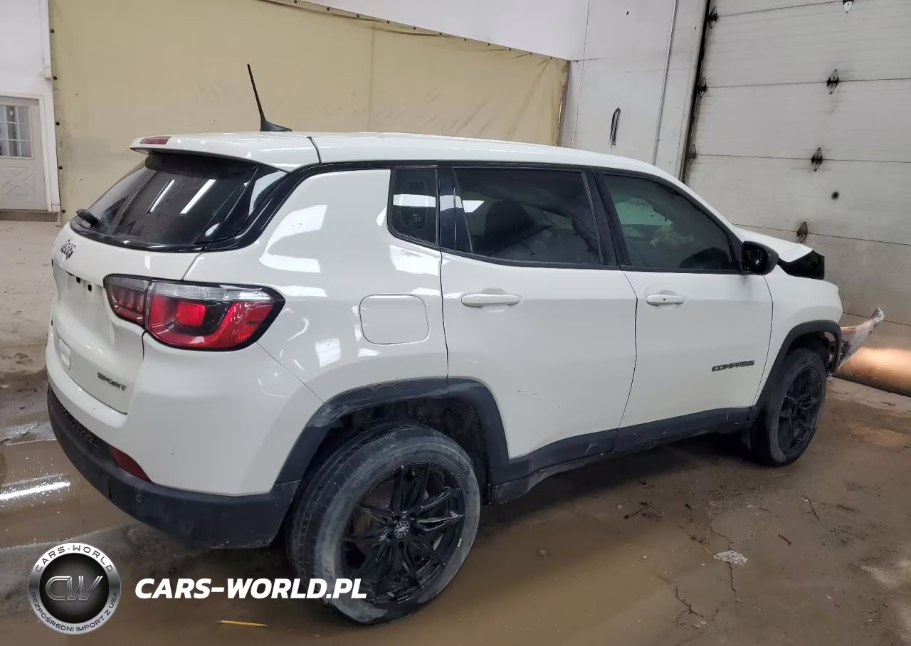 2018 Jeep Compass Sport VIN:3C4NJDAB2JT374737 - 3
