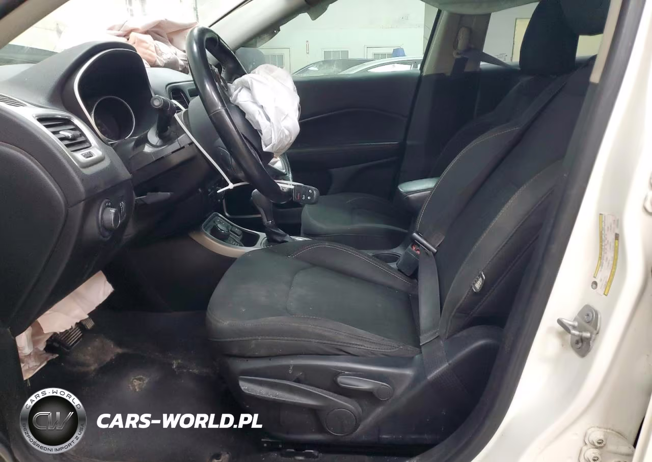 2018 Jeep Compass Sport VIN:3C4NJDAB2JT374737 - 7