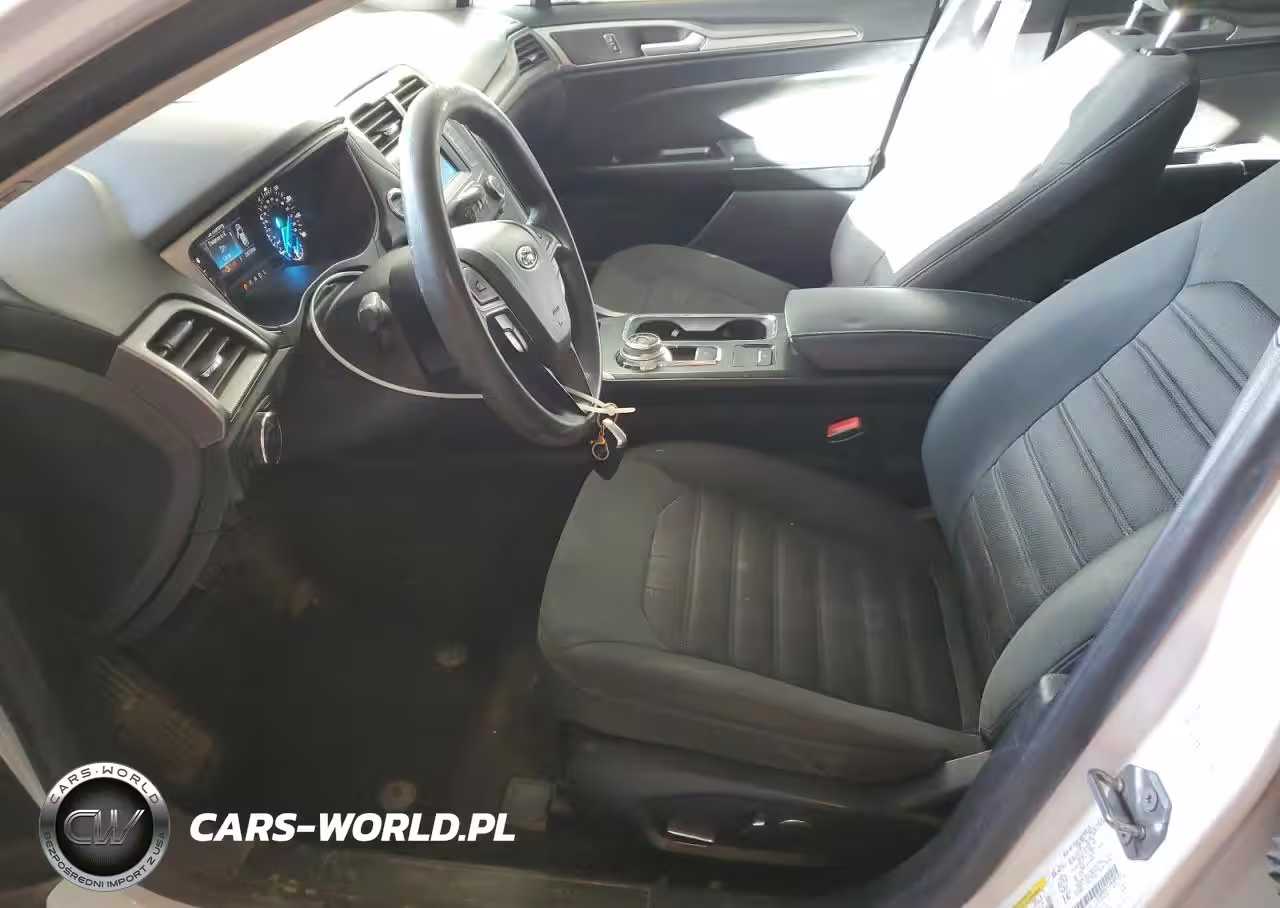 2017 Ford Fusion Se VIN:3FA6P0H71HR389692 - 7