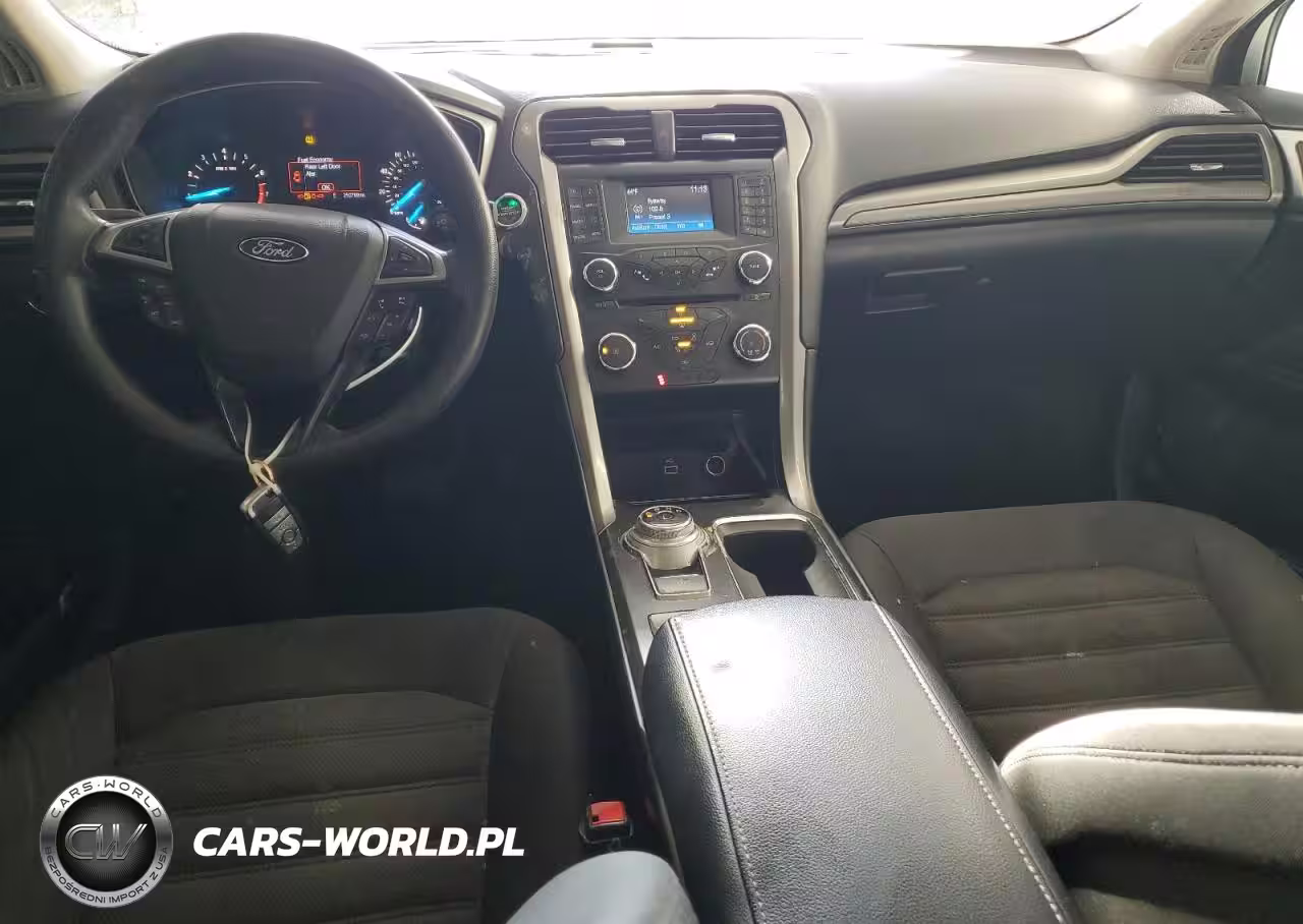 2017 Ford Fusion Se VIN:3FA6P0H71HR389692 - 8