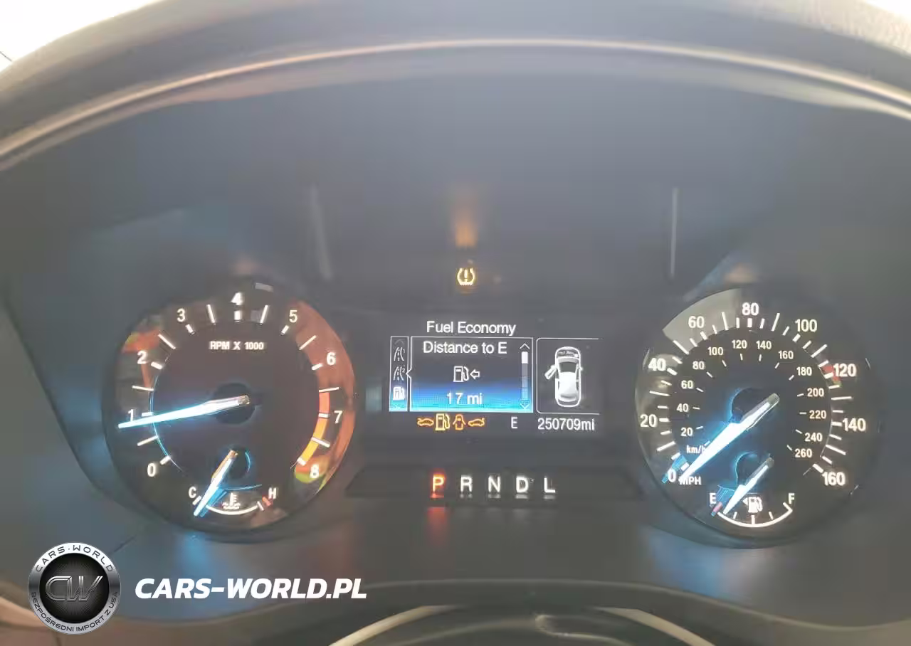 2017 Ford Fusion Se VIN:3FA6P0H71HR389692 - 9