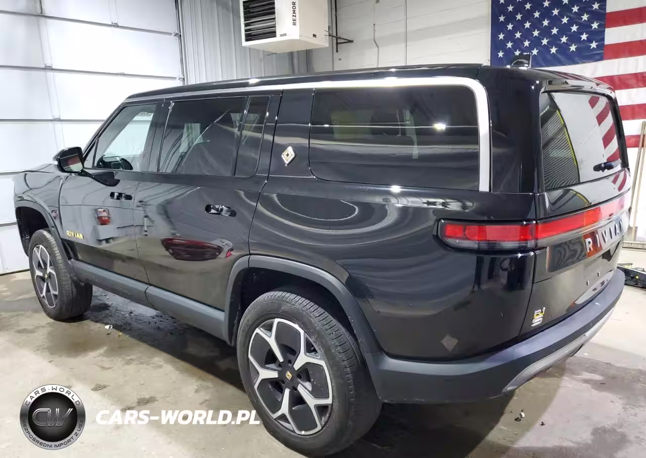 2023 Rivian R1S Adventure VIN:7PDSGABAXPN021332 - 2