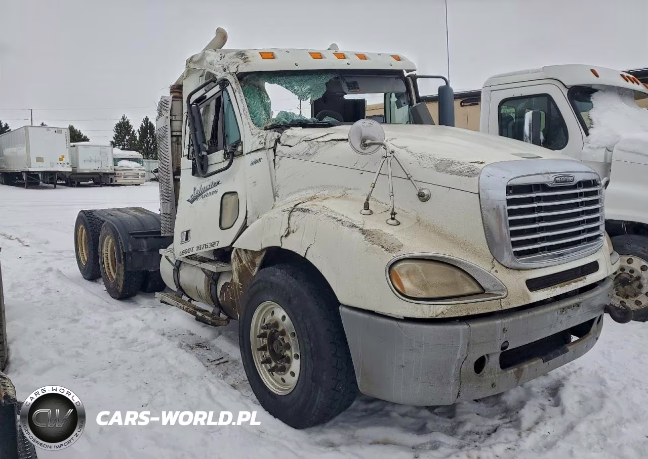 2008 Freightliner Columbia 120 Semi Truck