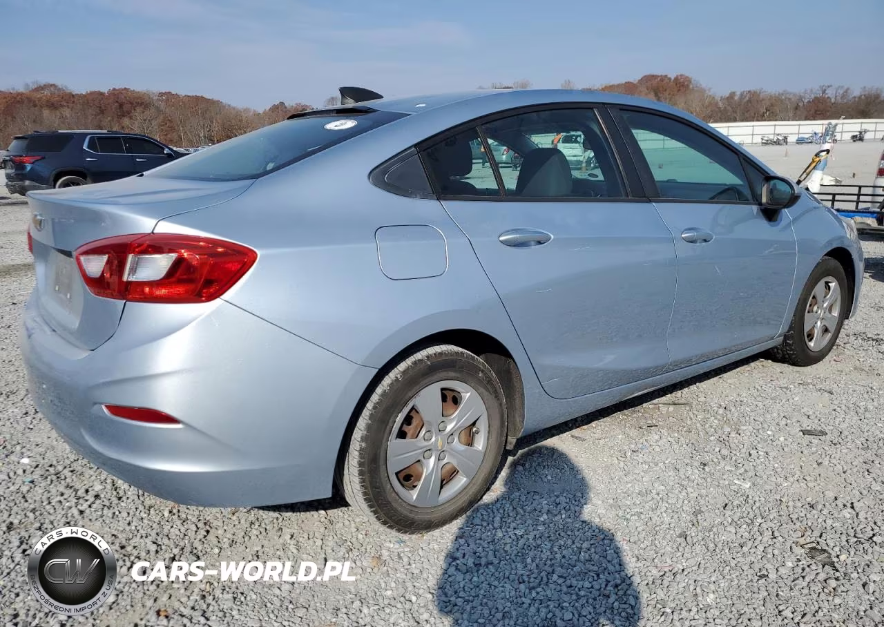 2017 Chevrolet Cruze Ls VIN:1G1BC5SM0H7145614 - 3