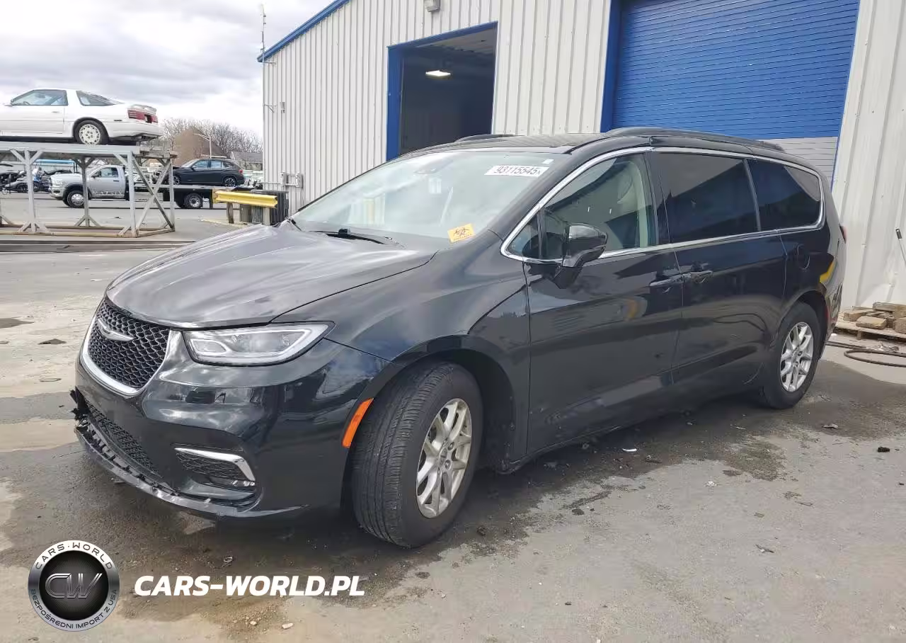 2022 Chrysler Pacifica Touring L