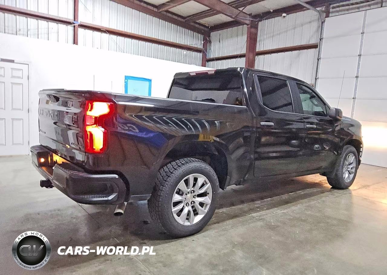 2022 Chevrolet Silverado Ltd C1500 Custom VIN:1GCPWBEK4NZ140493 - 3