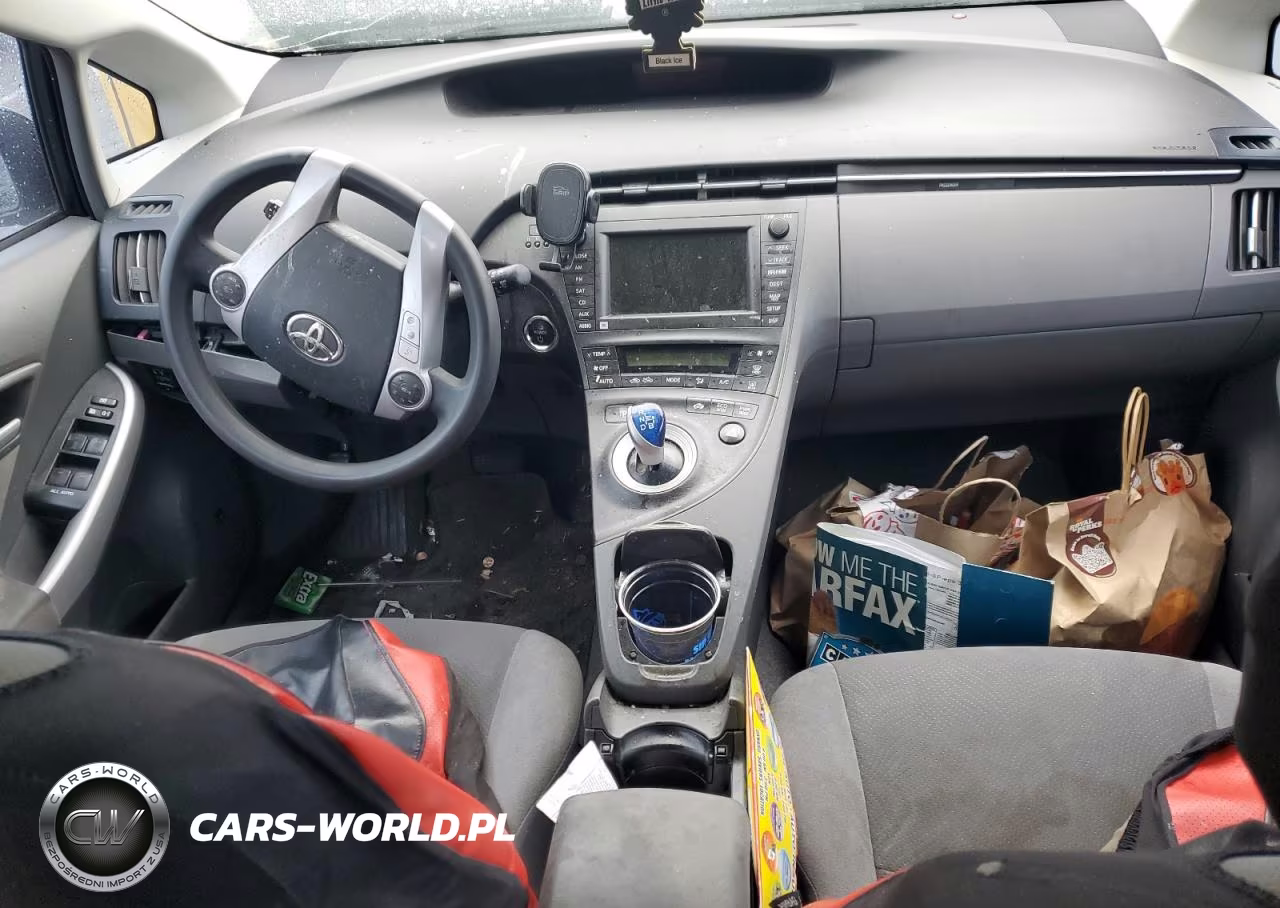 2011 Toyota Prius VIN:JTDKN3DU1B1441447 - 8