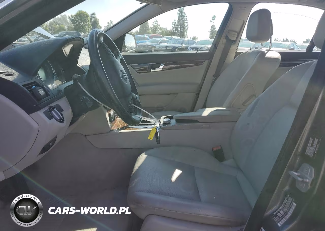 2009 Mercedes-Benz C 300 VIN:WDDGF54X99R064392 - 7