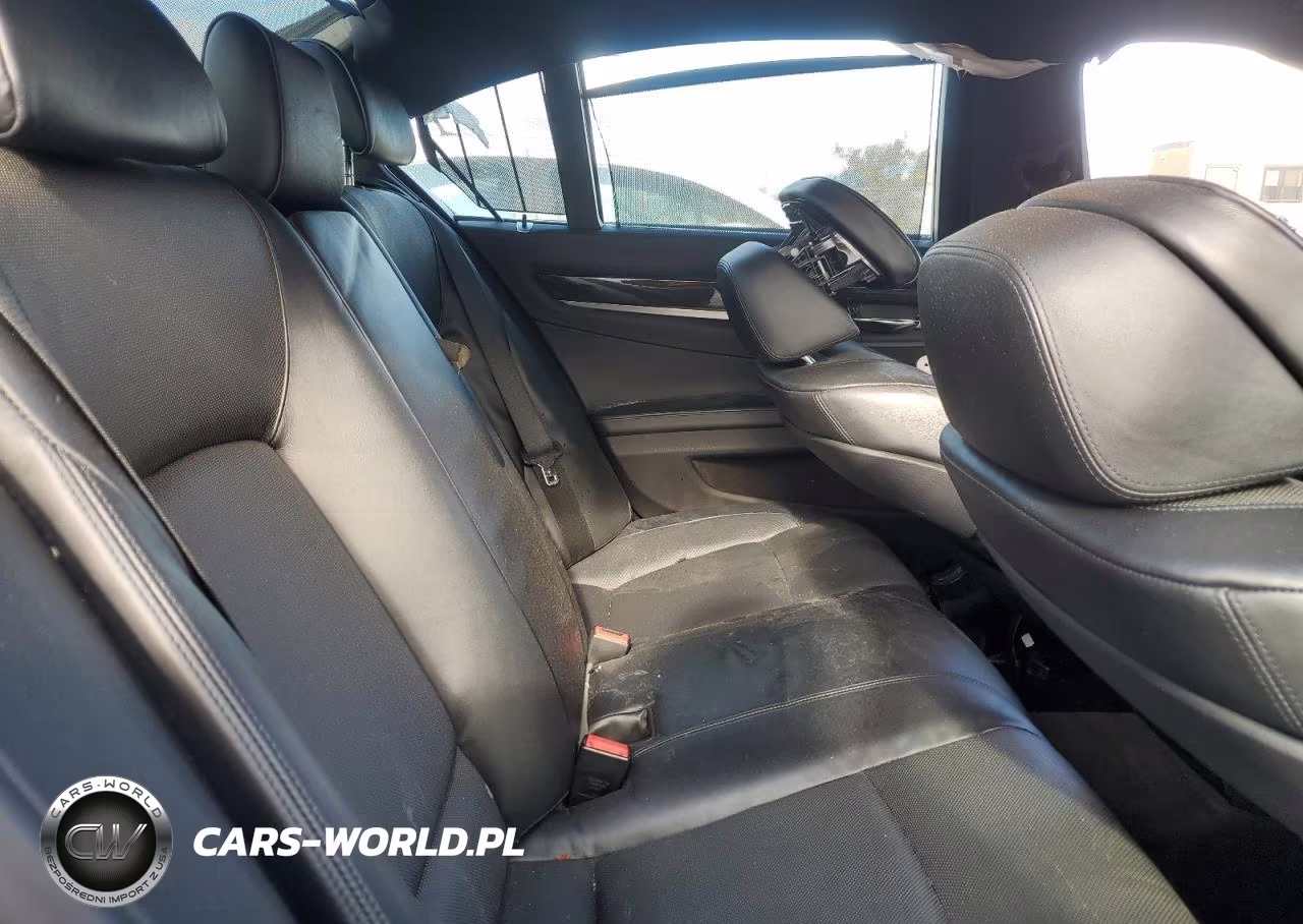 2012 BMW 750 I VIN:WBAKA8C56CDS99676 - 10