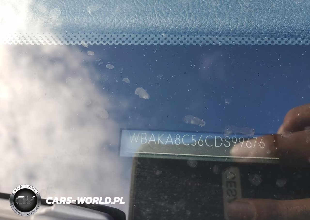 2012 BMW 750 I VIN:WBAKA8C56CDS99676 - 12