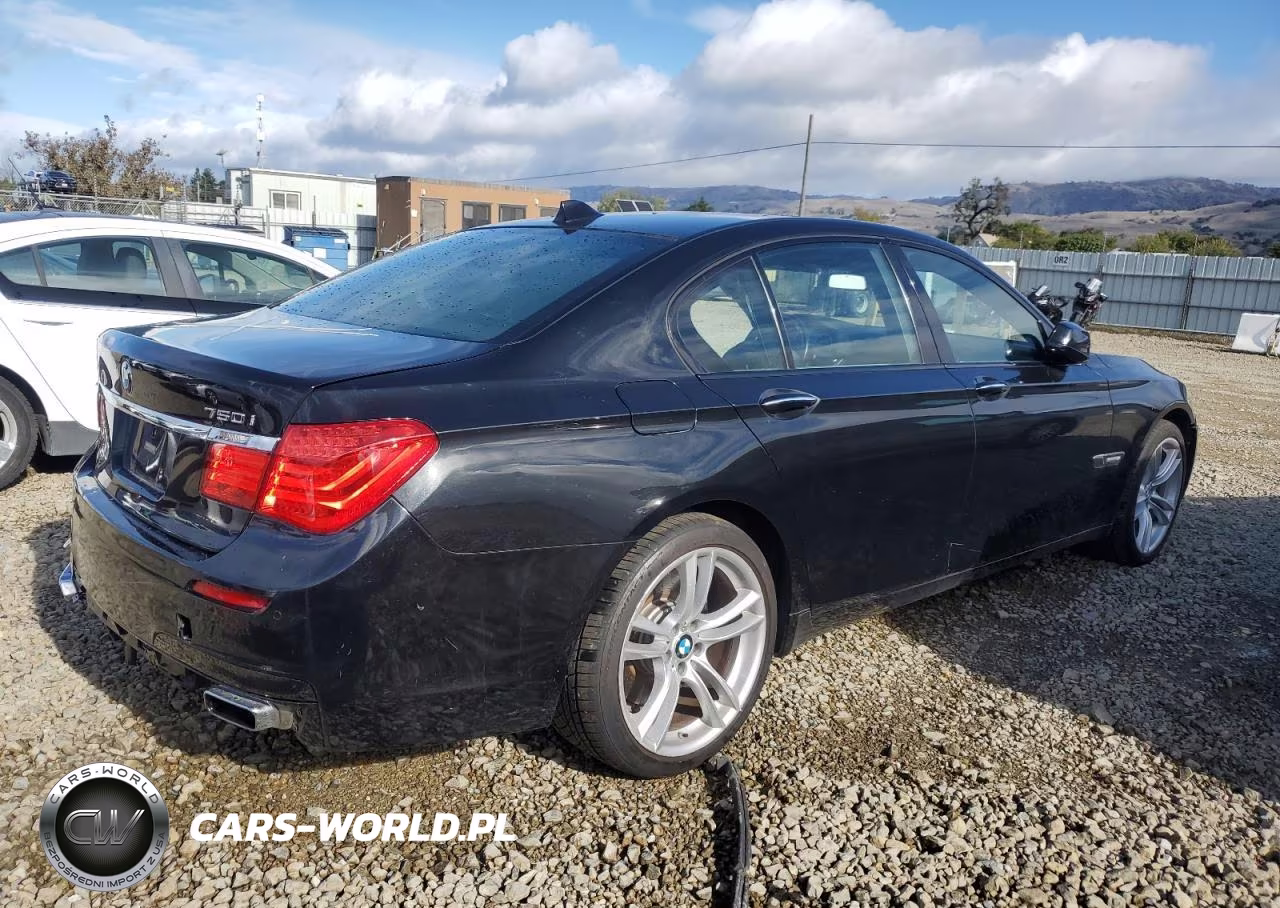 2012 BMW 750 I VIN:WBAKA8C56CDS99676 - 3