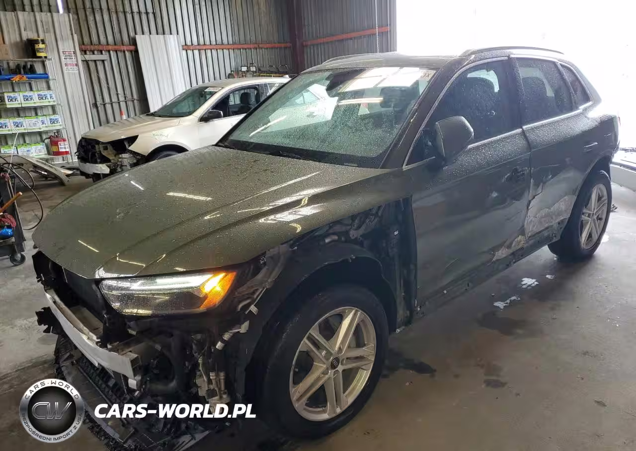 2024 Audi Q5 E Premium 55