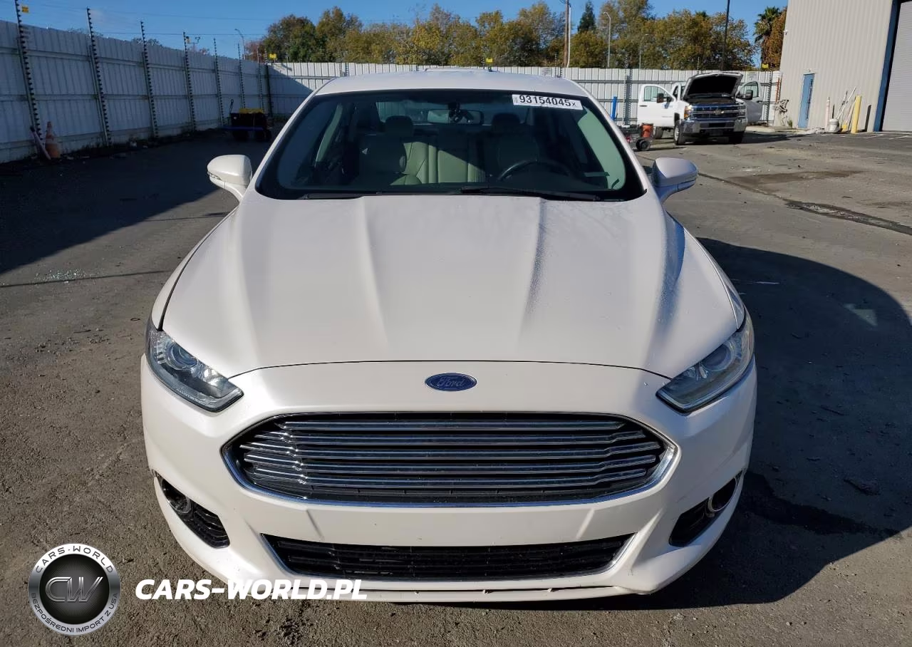 2014 Ford Fusion Titanium VIN:3FA6P0D9XER232990 - 5