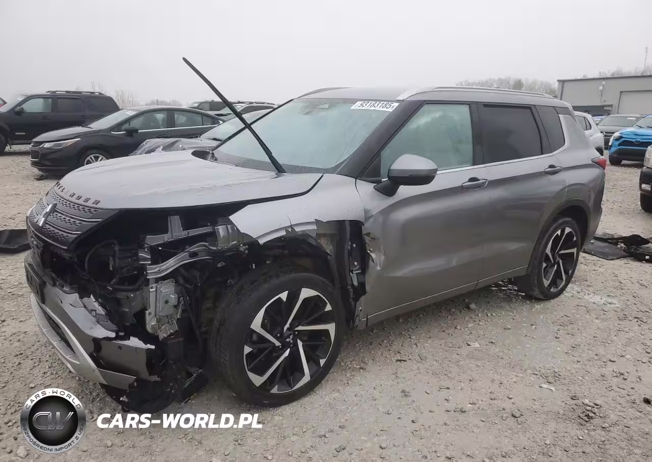 2022 Mitsubishi Outlander Sel