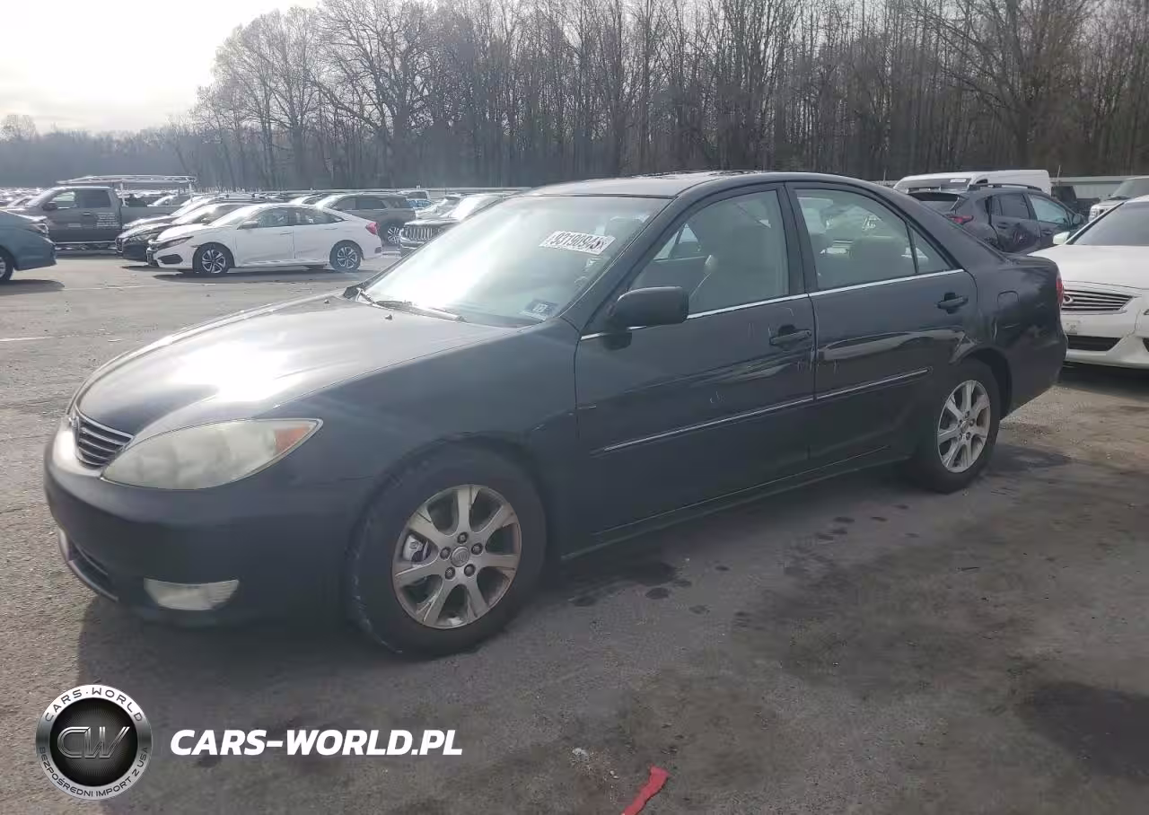2005 Toyota Camry Le – zdjęcie 1 z 12