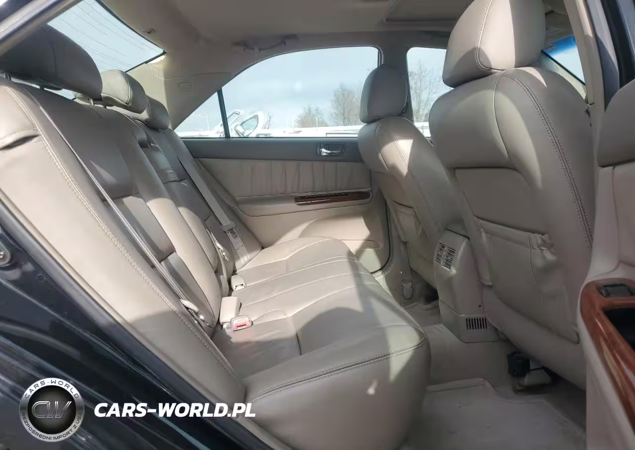 2005 Toyota Camry Le VIN:4T1BF30K65U088929 - 10