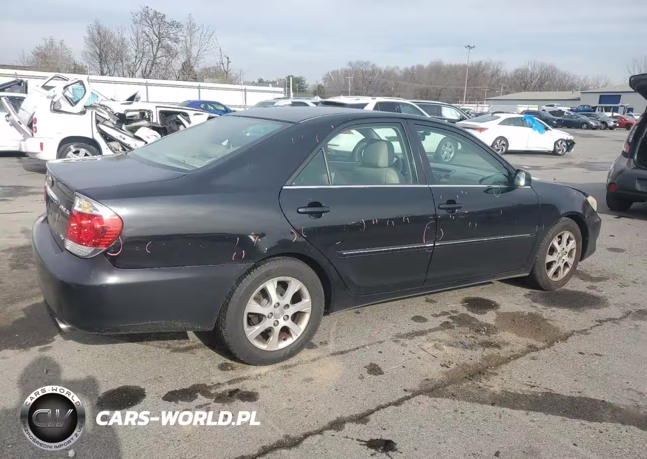 2005 Toyota Camry Le VIN:4T1BF30K65U088929 - 3