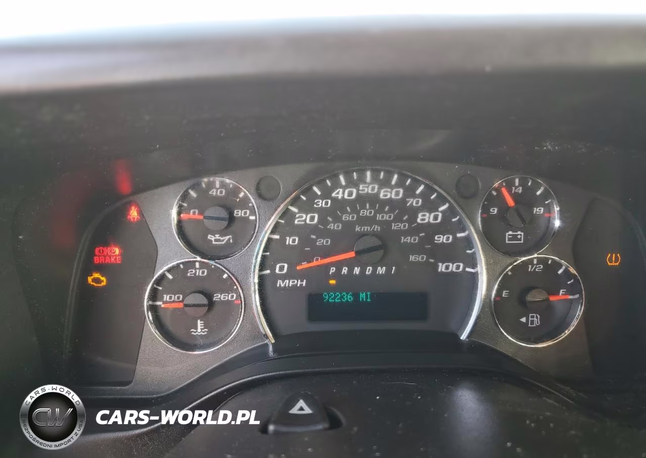 2011 Chevrolet Express 2500 Utility - Service Van VIN:1GCWGFCA8B1127797 - 9