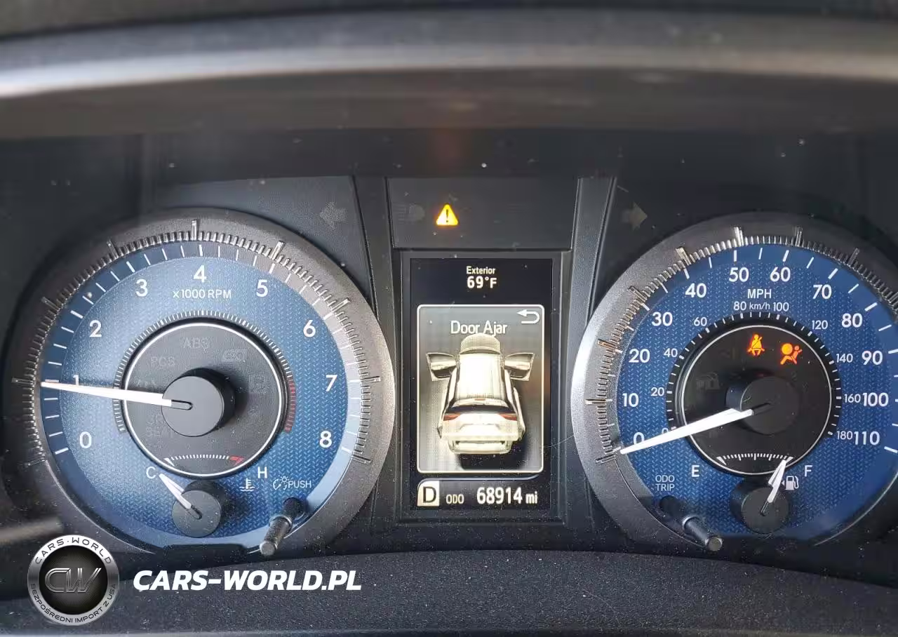 2017 Toyota Sienna Xle VIN:5TDYZ3DC2HS886152 - 9