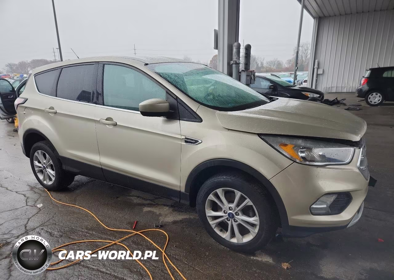 2017 Ford Escape Se VIN:1FMCU9GD7HUE72713 - 4