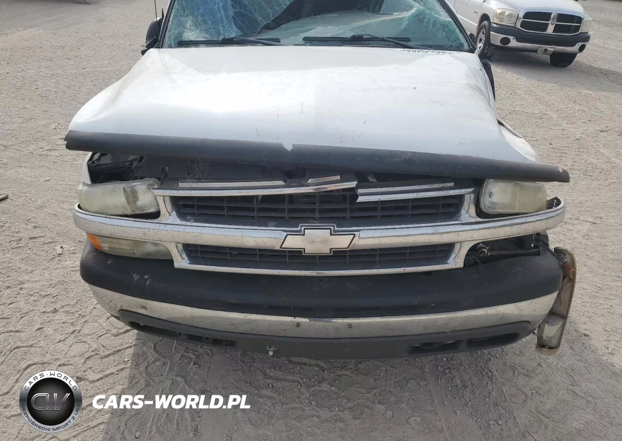 2002 Chevrolet Tahoe C1500 VIN:1GNEC13Z42R143990 - 12