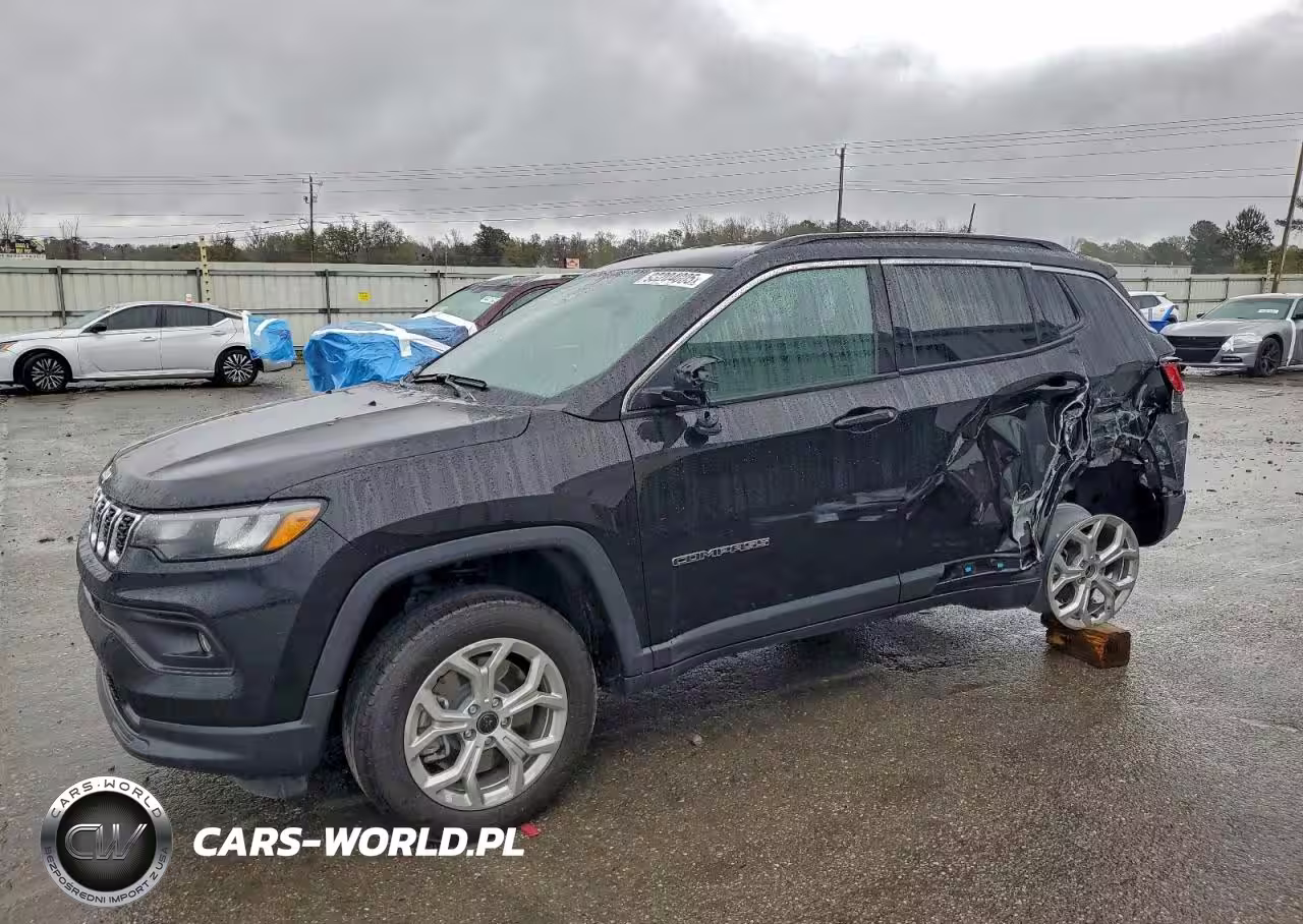 2025 Jeep Compass Latitude