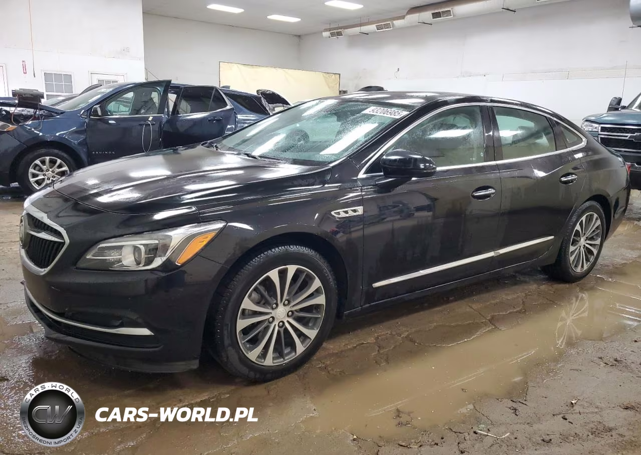 2017 Buick Lacrosse Essence – zdjęcie 1 z 12