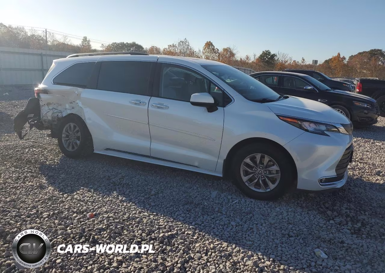 2022 Toyota Sienna Xle VIN:5TDYRKEC1NS101558 - 4