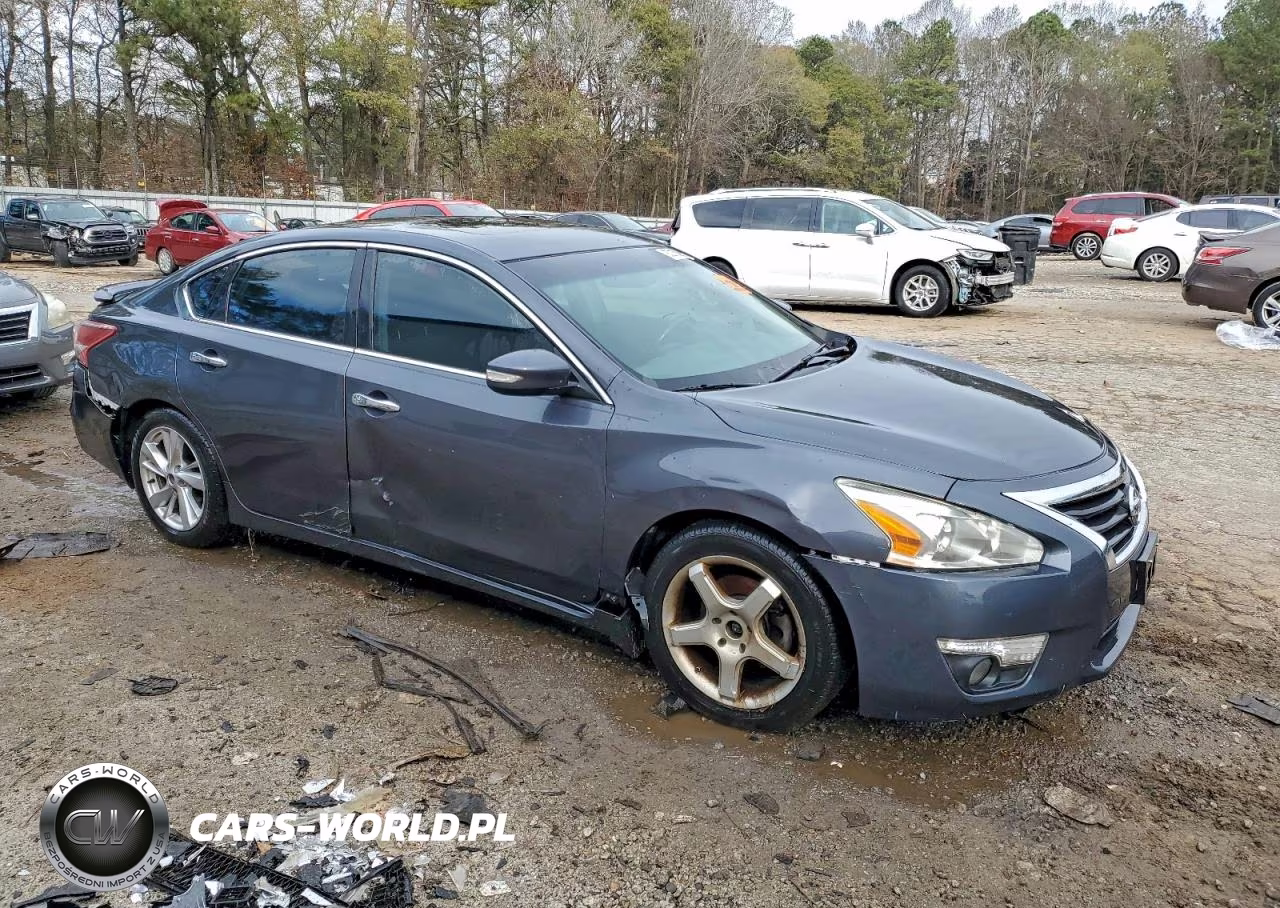 2013 Nissan Altima 2.5 VIN:1N4AL3AP8DC207500 - 4