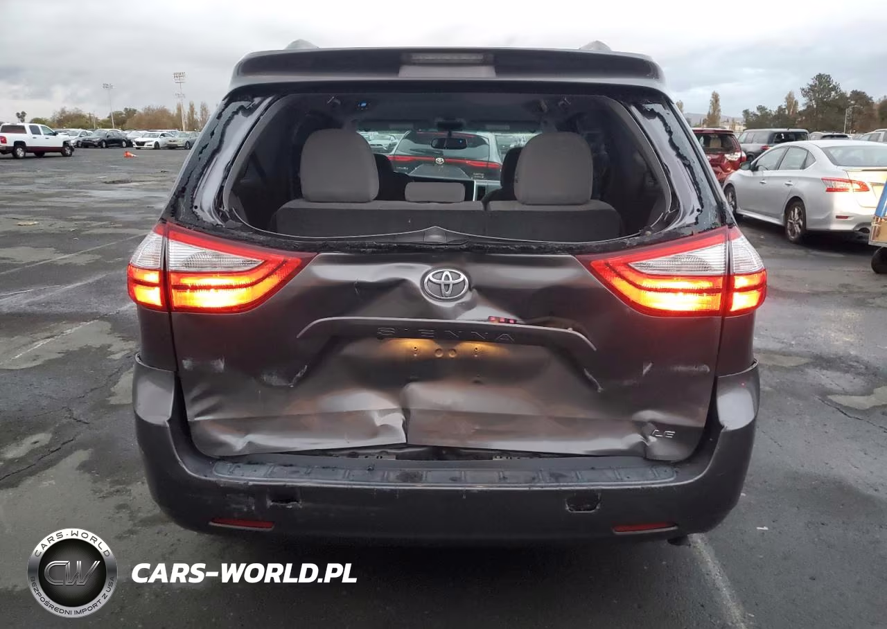 2017 Toyota Sienna Le VIN:5TDKZ3DC5HS876138 - 6
