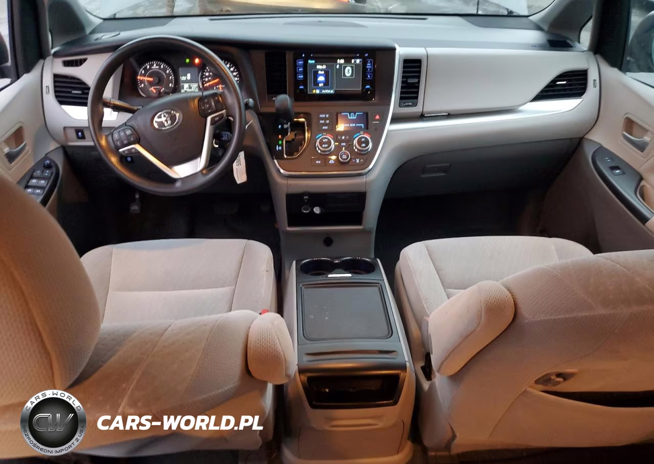 2017 Toyota Sienna Le VIN:5TDKZ3DC5HS876138 - 8