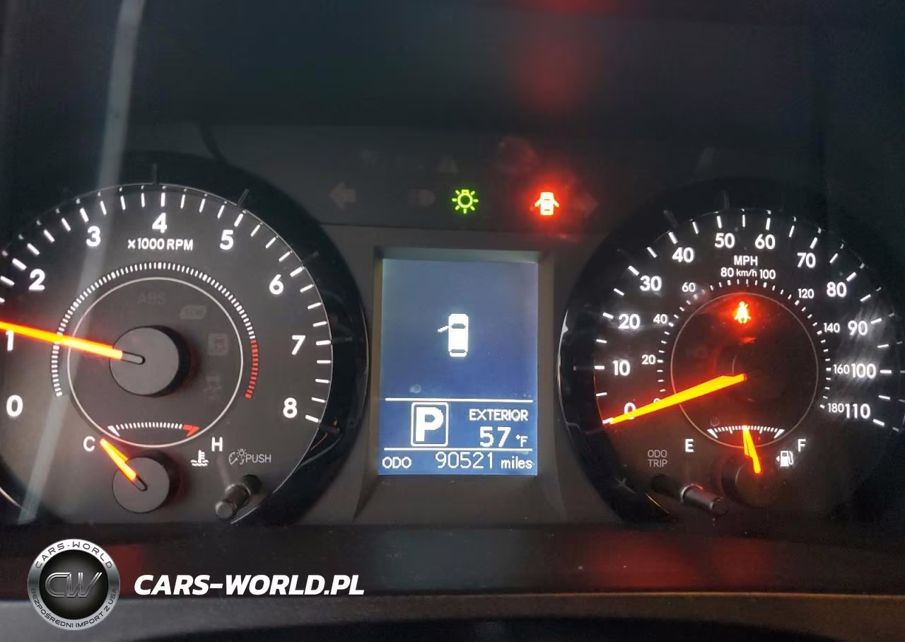 2017 Toyota Sienna Le VIN:5TDKZ3DC5HS876138 - 9