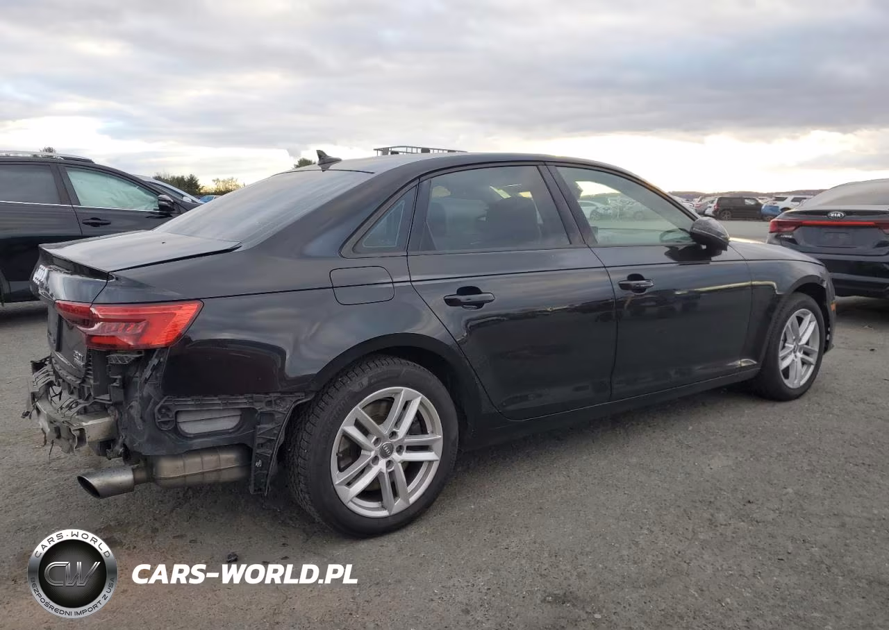 2017 Audi A4 Premium VIN:WAUANBF42HN013002 - 3