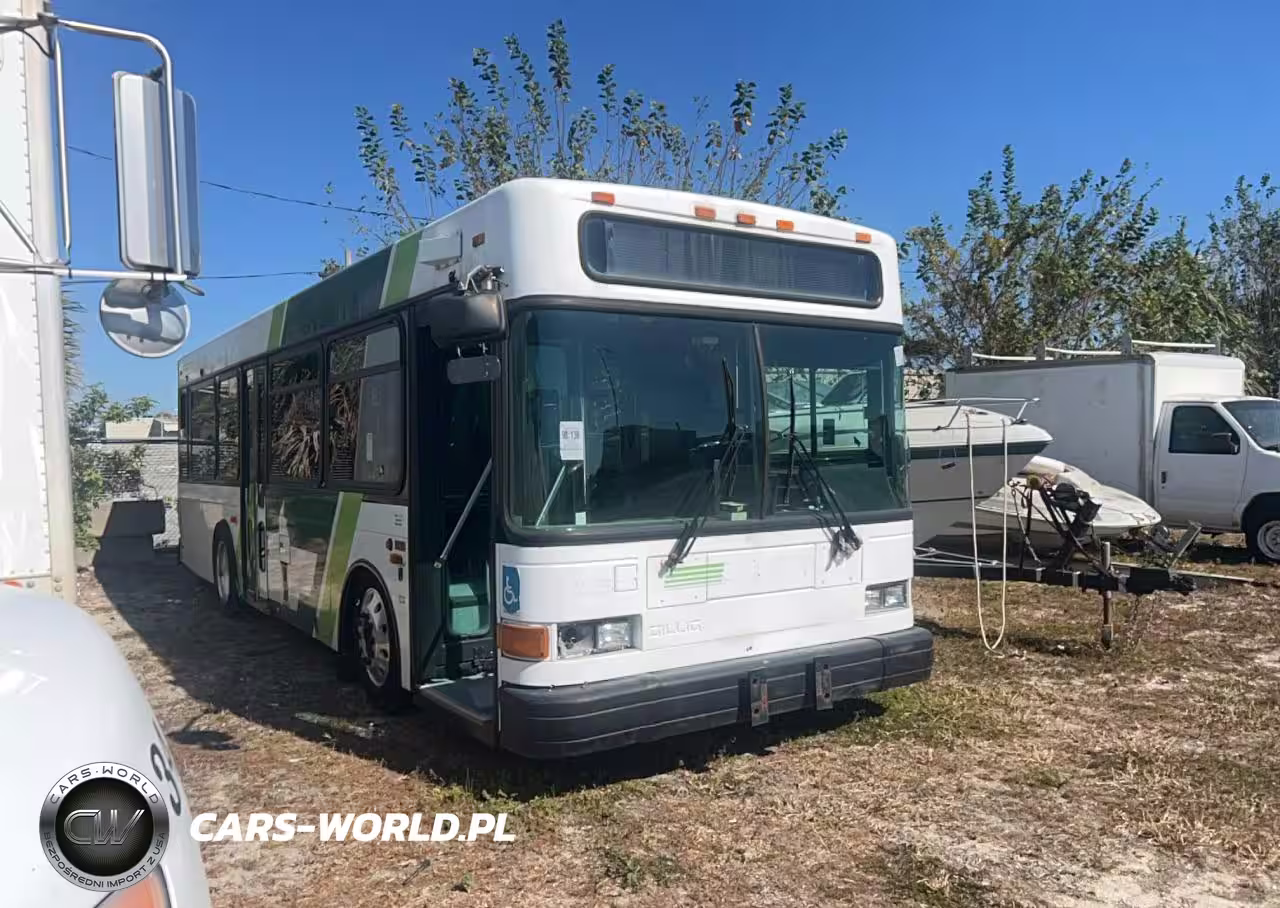 2001 Gillig Transit Bus Low