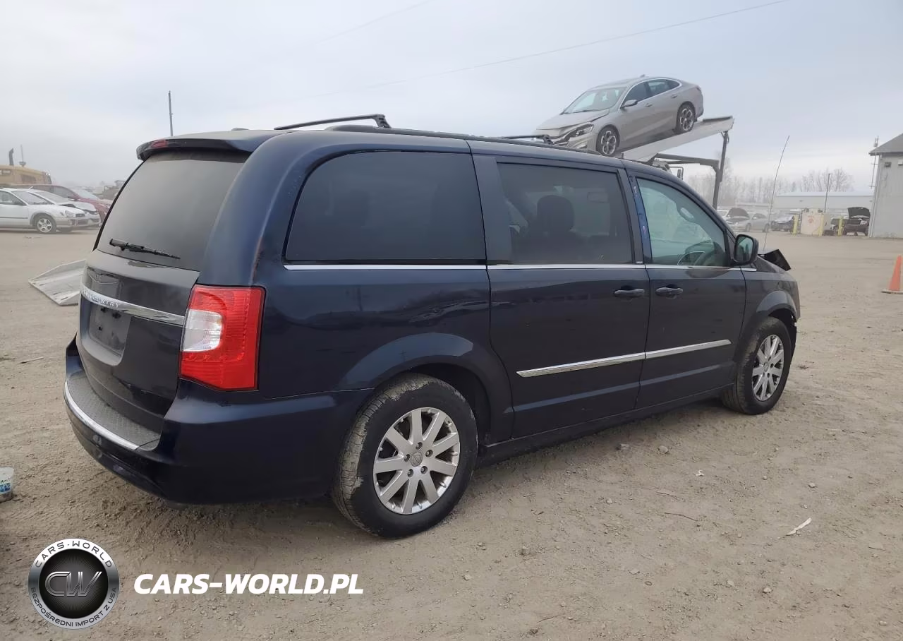 2013 Chrysler Town & Country Touring VIN:2C4RC1BG9DR775374 - 3