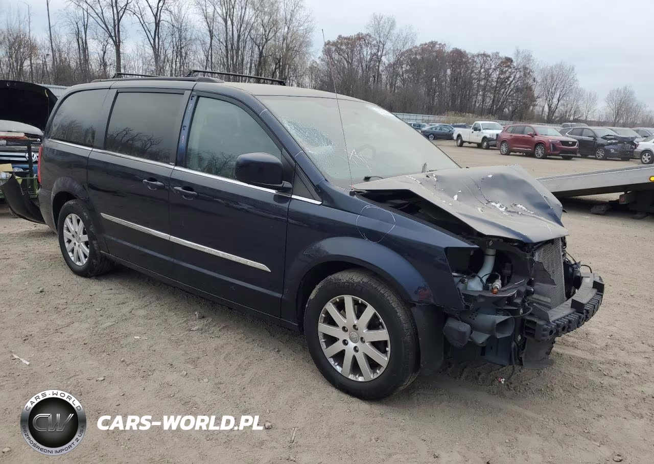 2013 Chrysler Town & Country Touring VIN:2C4RC1BG9DR775374 - 4
