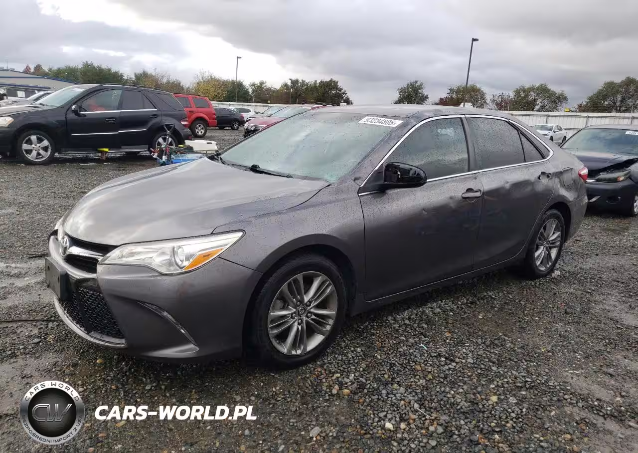 2016 Toyota Camry Le