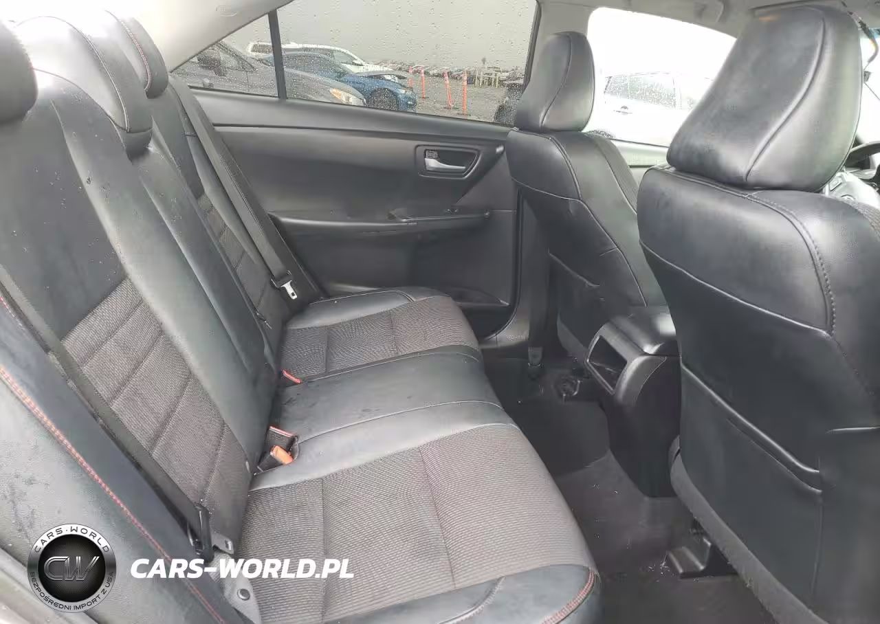2016 Toyota Camry Le VIN:4T1BF1FK8GU527787 - 10