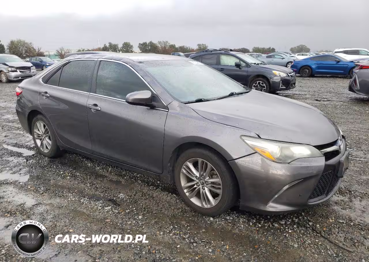 2016 Toyota Camry Le VIN:4T1BF1FK8GU527787 - 4