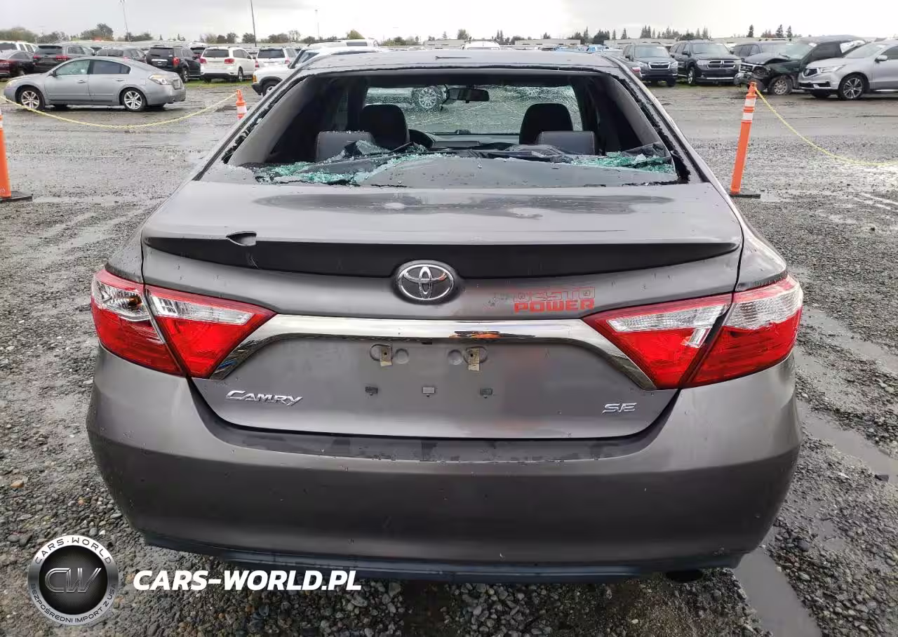 2016 Toyota Camry Le VIN:4T1BF1FK8GU527787 - 6