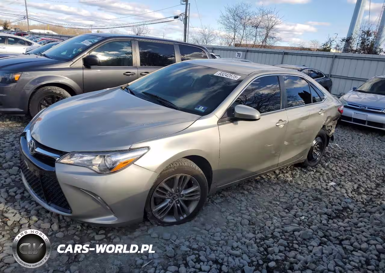 2016 Toyota Camry Le