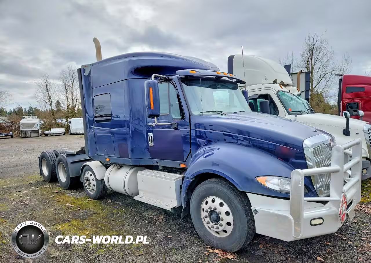 2014 International Prostar Semi Truck