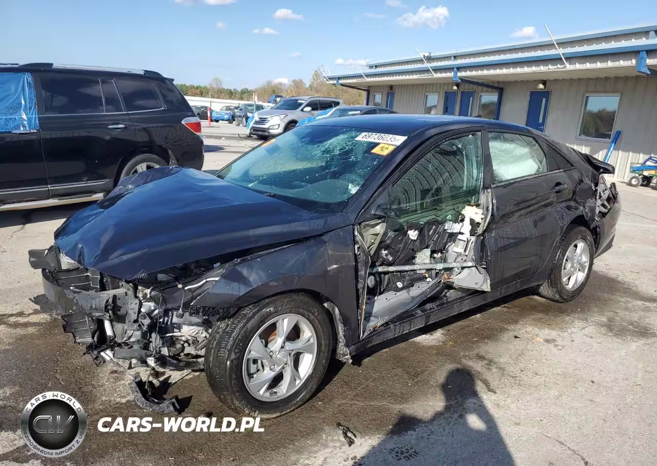 2023 Hyundai Elantra Se