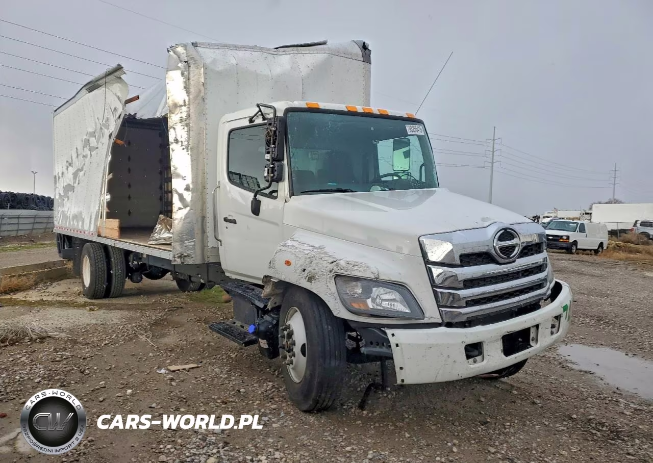 2025 Hino L6 Box Truck