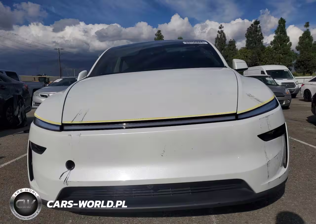 2026 Tesla Model Y VIN:7SAYGDED9TF374455 - 5
