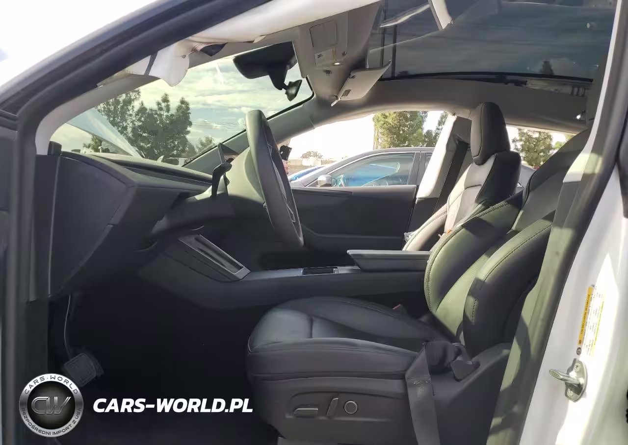 2026 Tesla Model Y VIN:7SAYGDED9TF374455 - 7