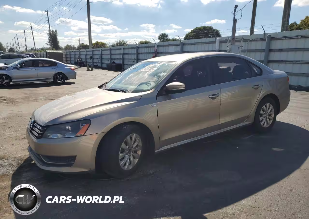 2015 Volkswagen Passat S