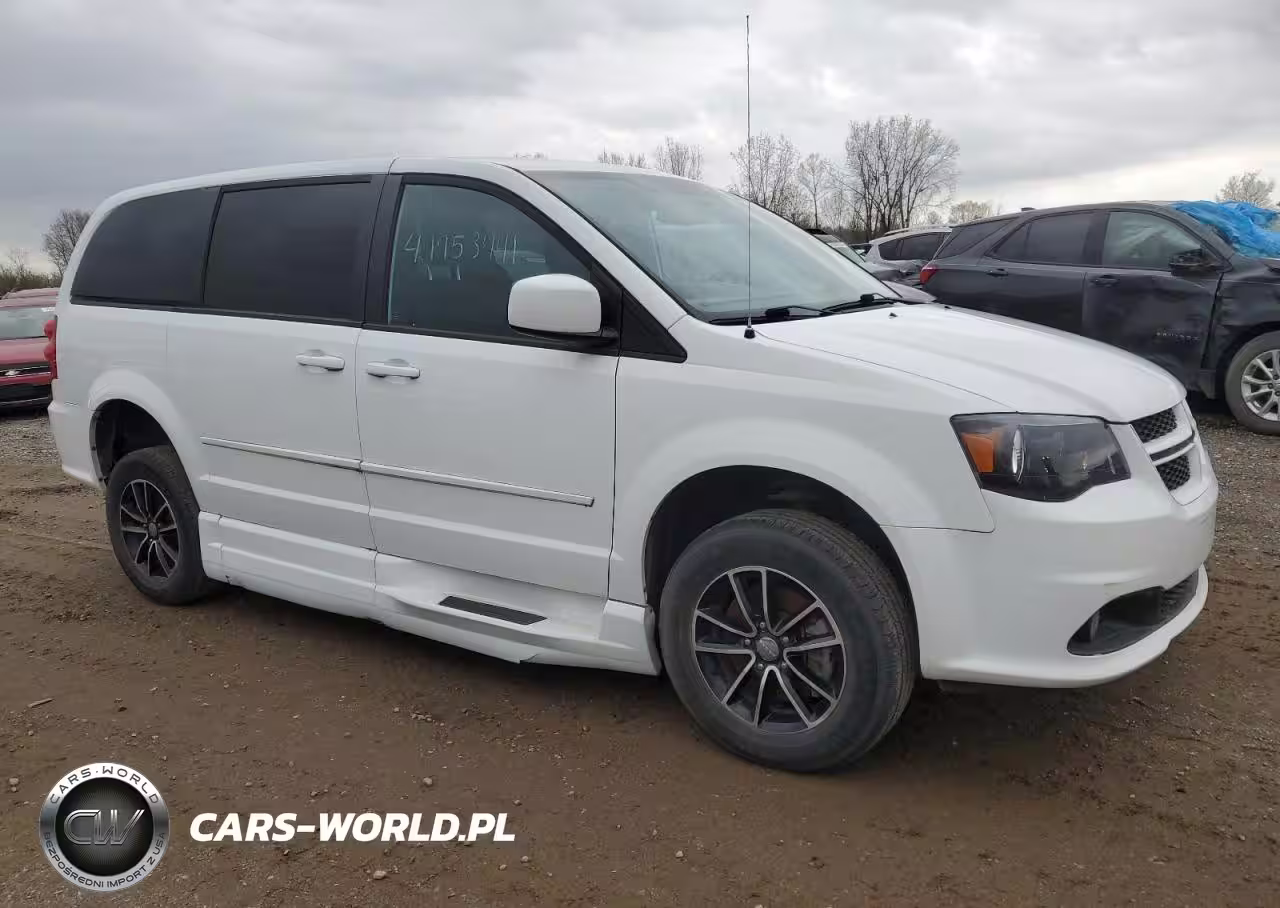 2016 Dodge Grand Caravan R-T
