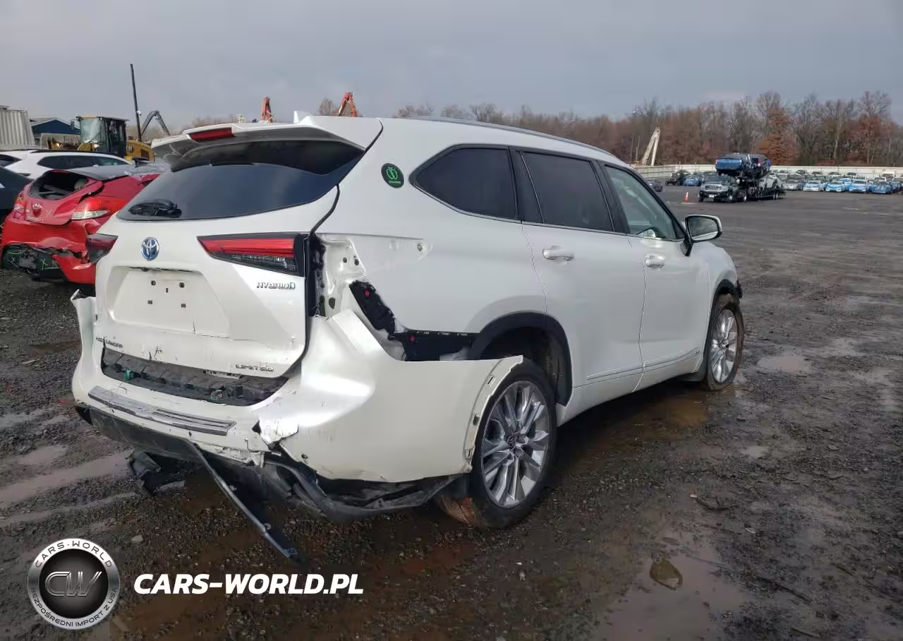 2023 Toyota Highlander Hybrid Limited VIN:5TDXBRCH7PS571488 - 3