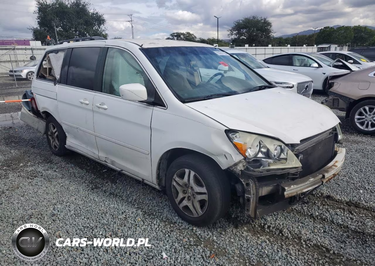 2005 Honda Odyssey Ex VIN:5FNRL38475B403182 - 4